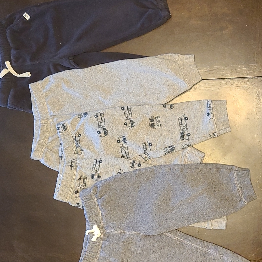 4 pair of Carters size 24 month pants
